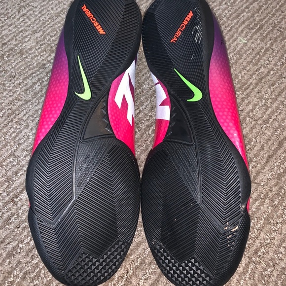 Mercurial Indoor Soccer Cleats - Picture 3 of 3